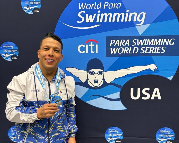 Tres medallas y récord mundial en el World Series de Paranatación
