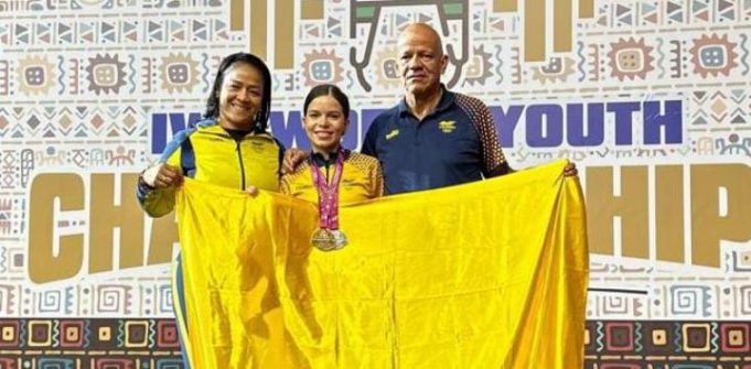 Inicio dorado para Colombia en el Mundial Sub 17 de Levantamiento de Pesas