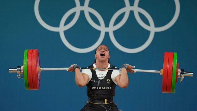 Pesistas colombianos ya están listos para afrontar el próximo mundial de Halterofilia