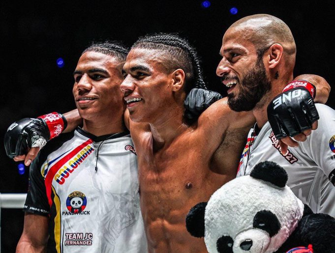 Jordan y Johan Estupiñán: un doble desafío en ONE Championship