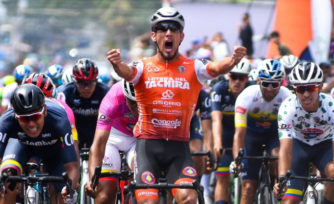 Colombia luchó por la victoria en la Vuelta al Táchira