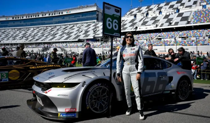 Tatiana Calderón enfrentó un debut desafiante en las 24 Horas de Daytona