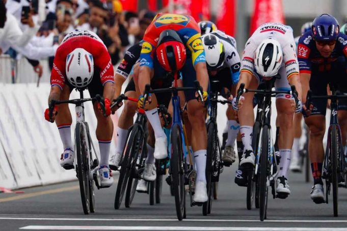 Gaviria cerca de la victoria en UAE tour