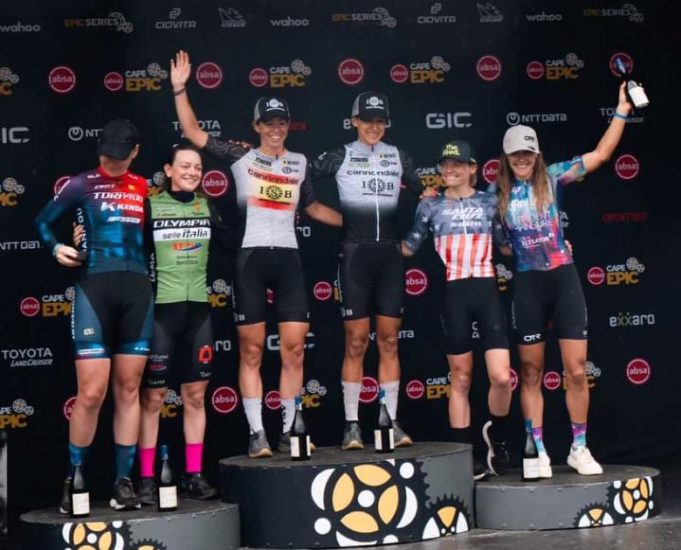 Nueva victoria para Mónica en la Absa Cape Epic