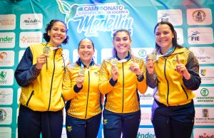 Colombia se coronó en sable femenino por equipos en Medellín