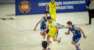 Uruguay sorprendi贸 y dej贸 a Colombia contra el reloj