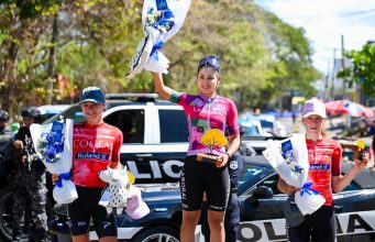 Paula Patiño vuelve a ganar y extiende su momento dorado en El Salvador