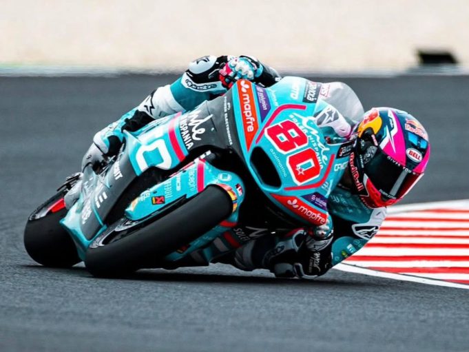 Carrerón de David Alonso que regresa al Top 5 del Moto 2