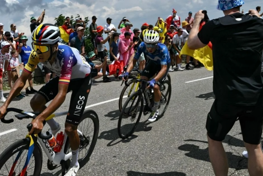 Egan Bernal y Einer Rubio en la etapa 17 del Tour de Francia/ Tomada de AFP