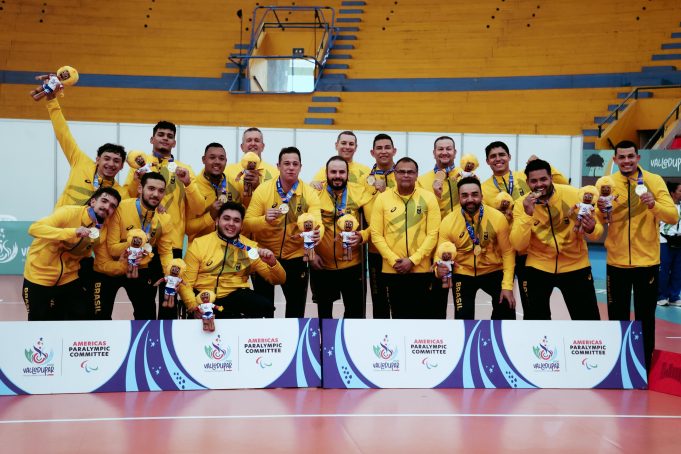 Colombia en el voleibol sentado en los Juegos Parasuramericanos/ Tomada de @mindeporteco en Instagram