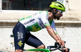 Fernando Gaviria en la etapa 8 del Tour de Francia/ Tomada de @cajarural_rga