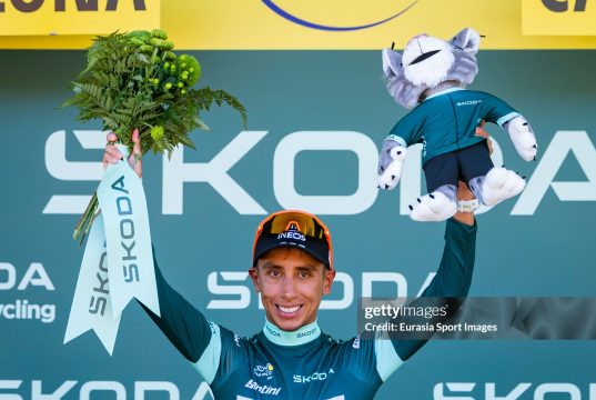 Egan líder de los puntos en el Tour
