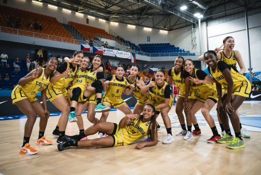 Colombia venció a la anfitriona y celebró su primer triunfo mundialista