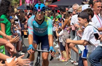 Harold Tejada en La Vuelta a España/ Tomada de @XDSAstanaTeam en X
