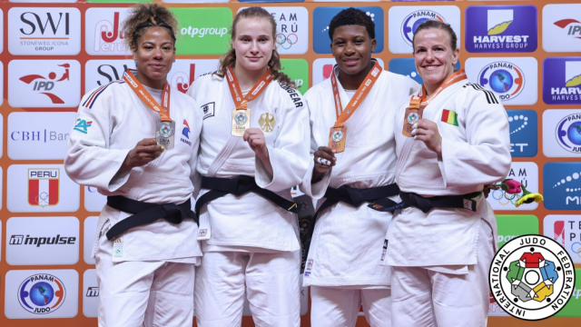 Brenda Olaya en el podio de los -78 kg/ Tomada de la página web de la IJF
