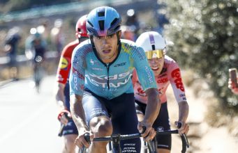 Harold Tejada en La Vuelta a España/ Tomada del XDS Astana en Instagram