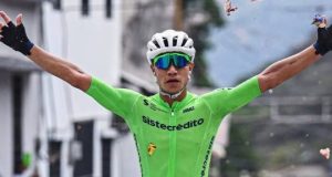 Colombia domina la Vuelta Ciclistica a Venezuela Misael Urián celebrando la victoria de la etapa 3 en la Vuelta a Venezuela/ Tomado de @vueltavenezuela en Instagram