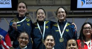 Colombia en lo alto del podio en la modalidad de quintetos/ Toma de @fedecobol_