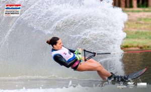 María Paulina Torres en el Panamericano de Esquí Náutico/ Tomada de @fedesquicol