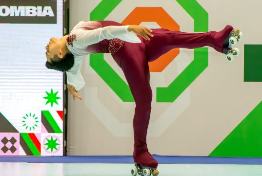 Jeshua Folleco domina los dos programas y se consagra campeón mundial júnior